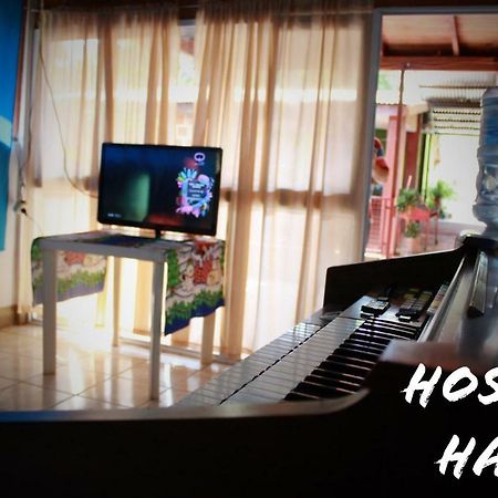 Hostel Haus ปูแอร์โตอีกวาซู ภายนอก รูปภาพ